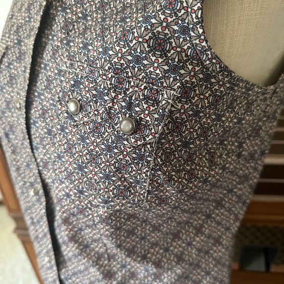 ROPER Wear The West Women’s Sleeveless Pearl Snap Button Down Top. Size Small - Picture 3 of 10